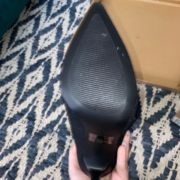 New in box, Steve Madden pump booties - Picture 4 of 6